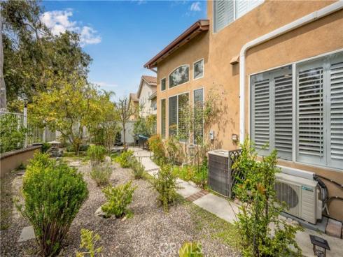 23 Beaulieu Lane, Lake Forest, CA