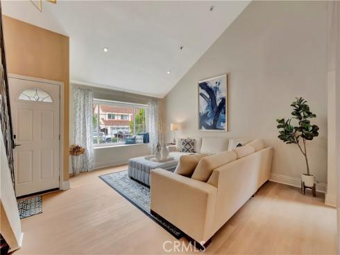 22471 Rippling Brook , Lake Forest, CA