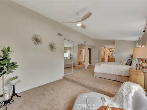 22471 Rippling Brook , Lake Forest, CA