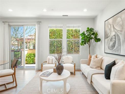 906 El Paseo , Lake Forest, CA