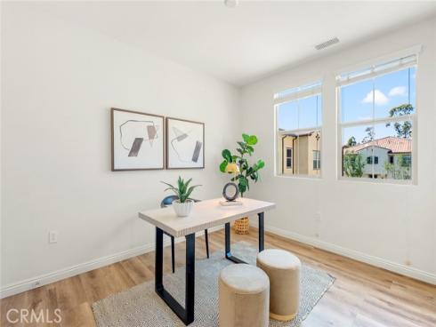 906 El Paseo , Lake Forest, CA