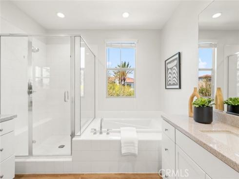 906 El Paseo , Lake Forest, CA