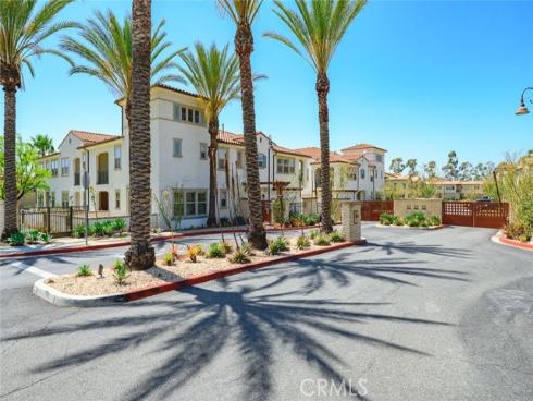 906 El Paseo , Lake Forest, CA