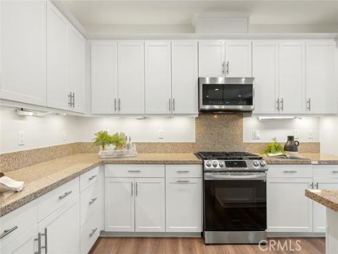 906 El Paseo , Lake Forest, CA