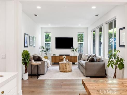 1253 Viejo Hills Drive, Lake Forest, CA