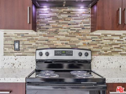 25885  Trabuco  226  Road, Lake Forest, CA