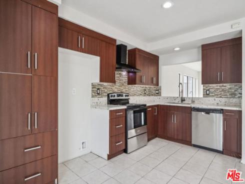 25885  Trabuco  226  Road, Lake Forest, CA