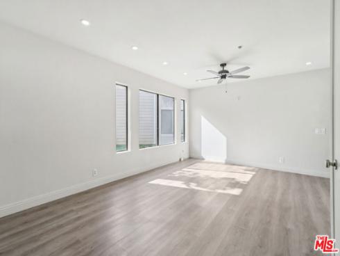 25885  Trabuco  226  Road, Lake Forest, CA