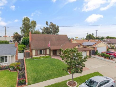 23692 Cavanaugh Road, Lake Forest, CA