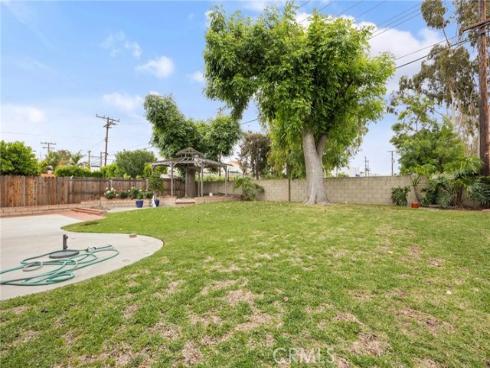 23692 Cavanaugh Road, Lake Forest, CA