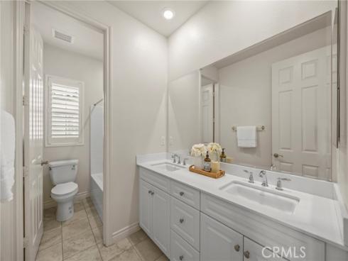 1776 Canyon Oaks Lane , Lake Forest, CA