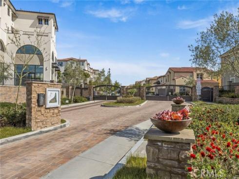 1776 Canyon Oaks Lane , Lake Forest, CA