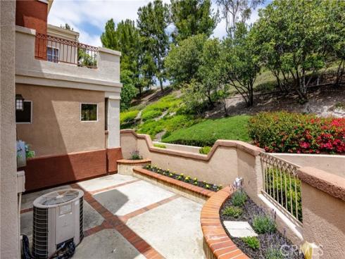 20 Santa Barbara Court, Lake Forest, CA