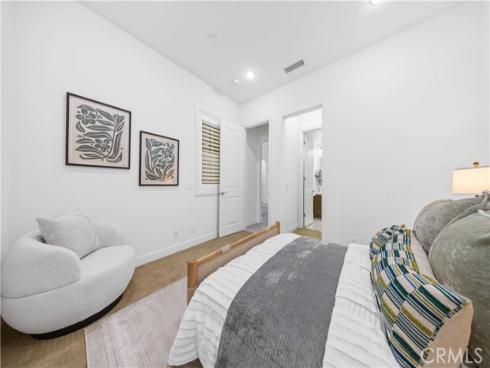 30 Swift , Lake Forest, CA