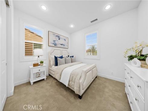 30 Swift , Lake Forest, CA