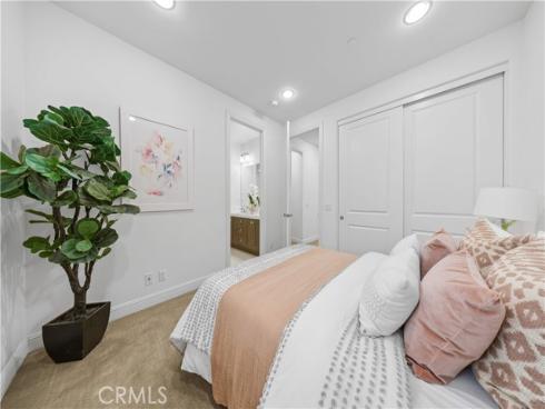 30 Swift , Lake Forest, CA