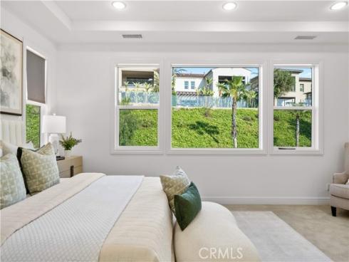 30 Swift , Lake Forest, CA