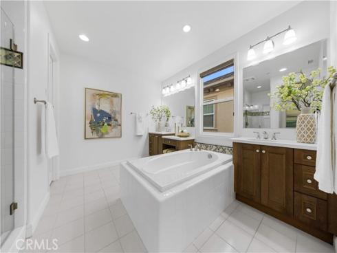 30 Swift , Lake Forest, CA