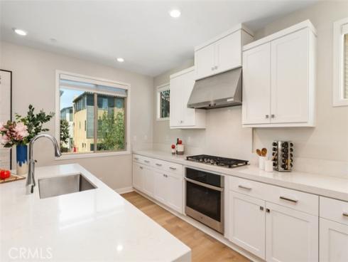 554 Catalonia , Lake Forest, CA