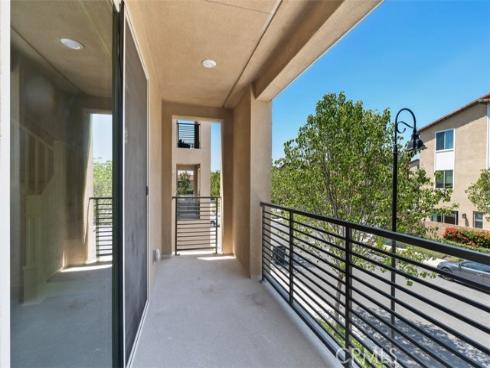 554 Catalonia , Lake Forest, CA