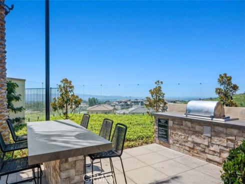 554 Catalonia , Lake Forest, CA