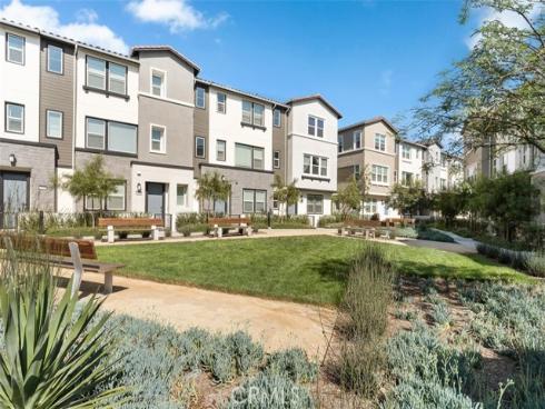 554 Catalonia , Lake Forest, CA