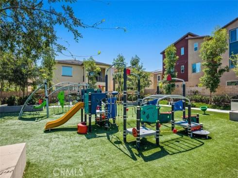 554 Catalonia , Lake Forest, CA