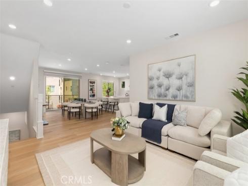 554 Catalonia , Lake Forest, CA