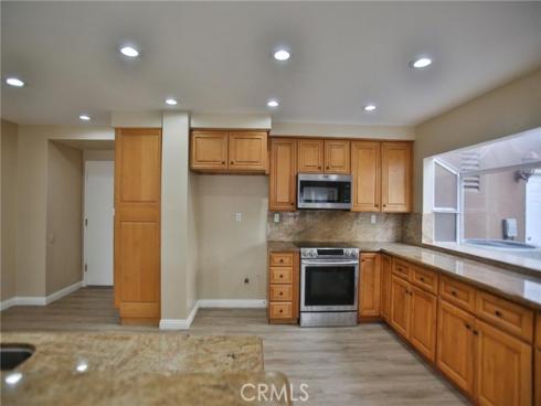 21572 Via Invierno , Lake Forest, CA