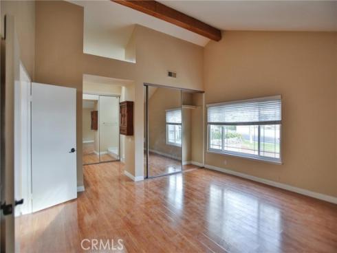 21572 Via Invierno , Lake Forest, CA