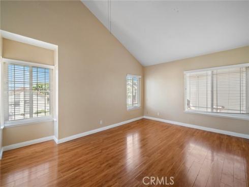 21572 Via Invierno , Lake Forest, CA