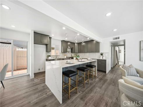 22713 Islamare , Lake Forest, CA