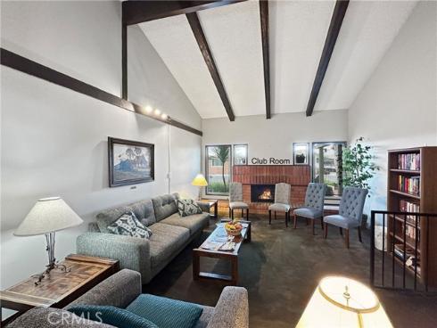 24701  Raymond  98  Way, Lake Forest, CA