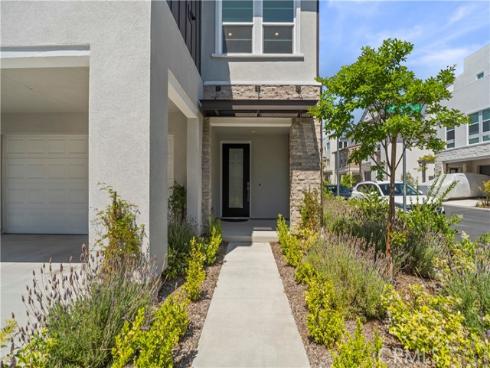 130 Parkland Alley, Lake Forest, CA