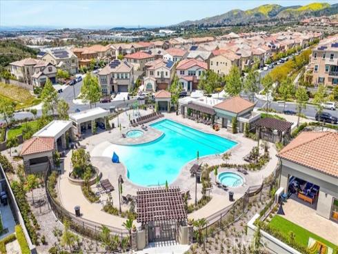 1901 Aliso Canyon Drive, Lake Forest, CA