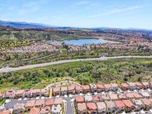 1901 Aliso Canyon Drive, Lake Forest, CA