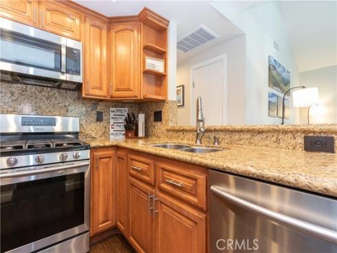 28956 Canyon Lake 43 Drive, Lake Forest, CA