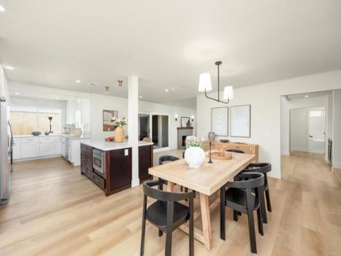 23162 La Vaca St , Lake Forest, CA