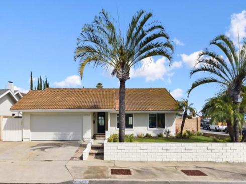 23162 La Vaca St , Lake Forest, CA
