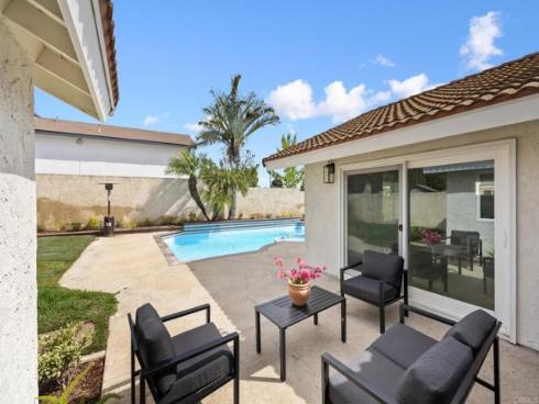 23162 La Vaca St , Lake Forest, CA