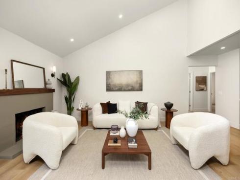 23162 La Vaca St , Lake Forest, CA