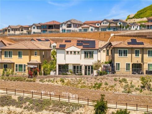 1844 Aliso Canyon Drive, Lake Forest, CA