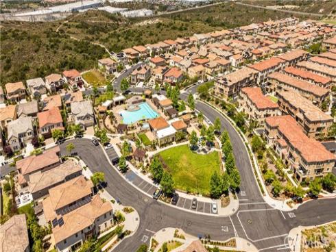 1844 Aliso Canyon Drive, Lake Forest, CA