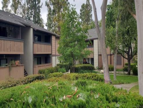 20702 El Toro Rd 318 , Lake Forest, CA