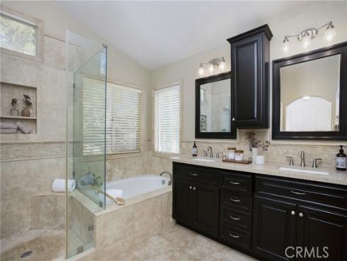 16 Vitale Lane, Lake Forest, CA