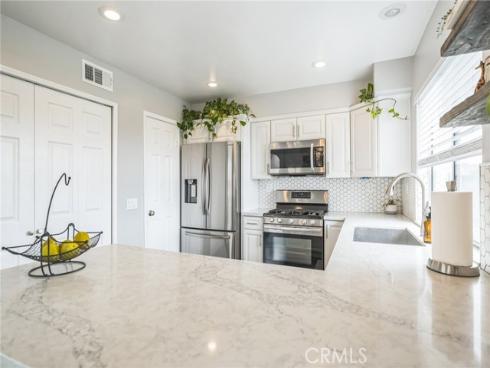 32 Carriage Drive, Lake Forest, CA