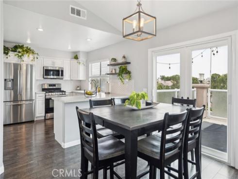 32 Carriage Drive, Lake Forest, CA