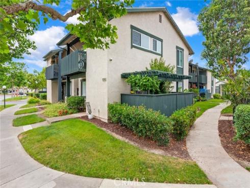 23292 Orange 6 Avenue, Lake Forest, CA