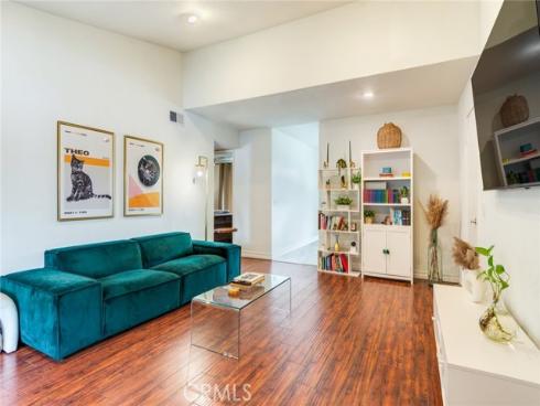 23292 Orange 6 Avenue, Lake Forest, CA