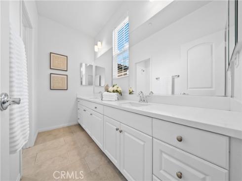 333 Calle Elegante , Lake Forest, CA